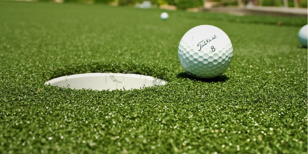 grama-sintetica-para-golf